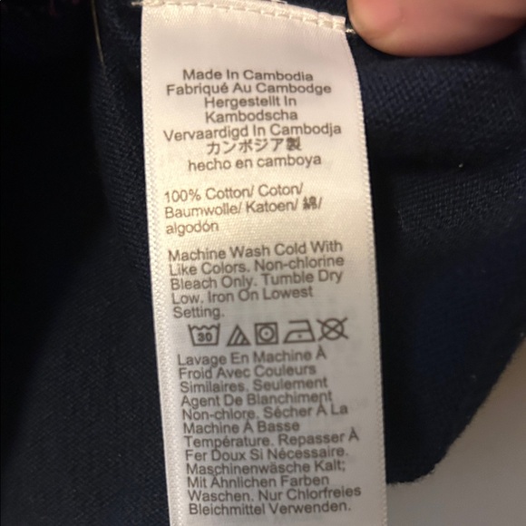 J Crew- Heart Patterned Navy and Pink Sweater, Size Medium - Picture 10 of 13